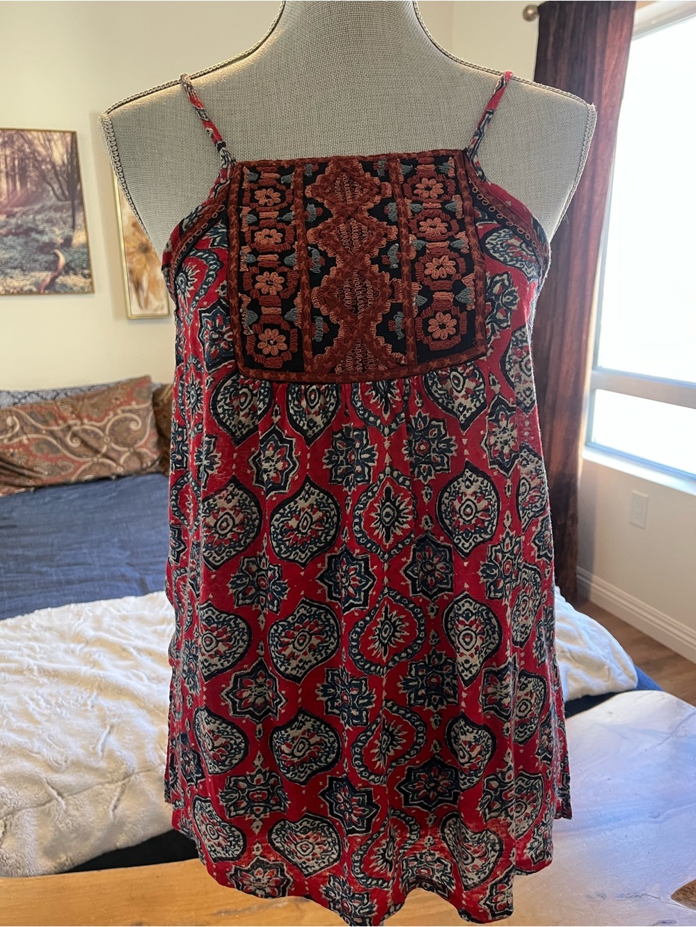 Lucky Brand Jersey Cotton Embroidered Cami Side Slits Stunning & Unique